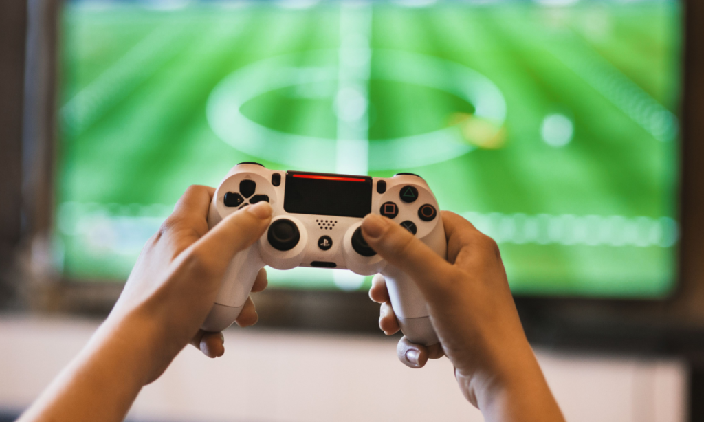 Revolvertech Gaming Info